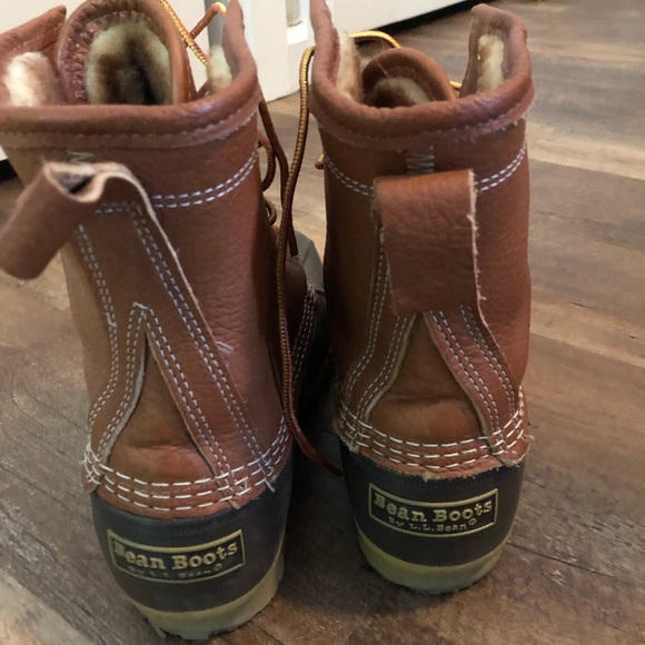 LL Bean lined Duck Boots - Picture 2 of 6